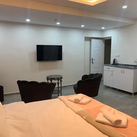 ホテル Miran Suites *